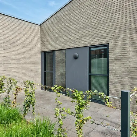 2 Bedroom Gorgeous In Lembruch-duemmer